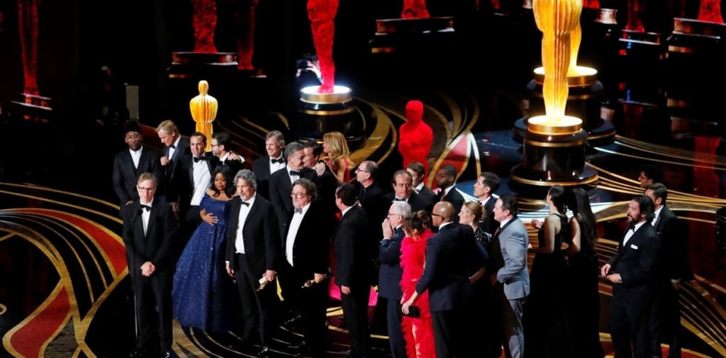 El equipo de Green Book recibe el premio a mejor pelicula / Oscars