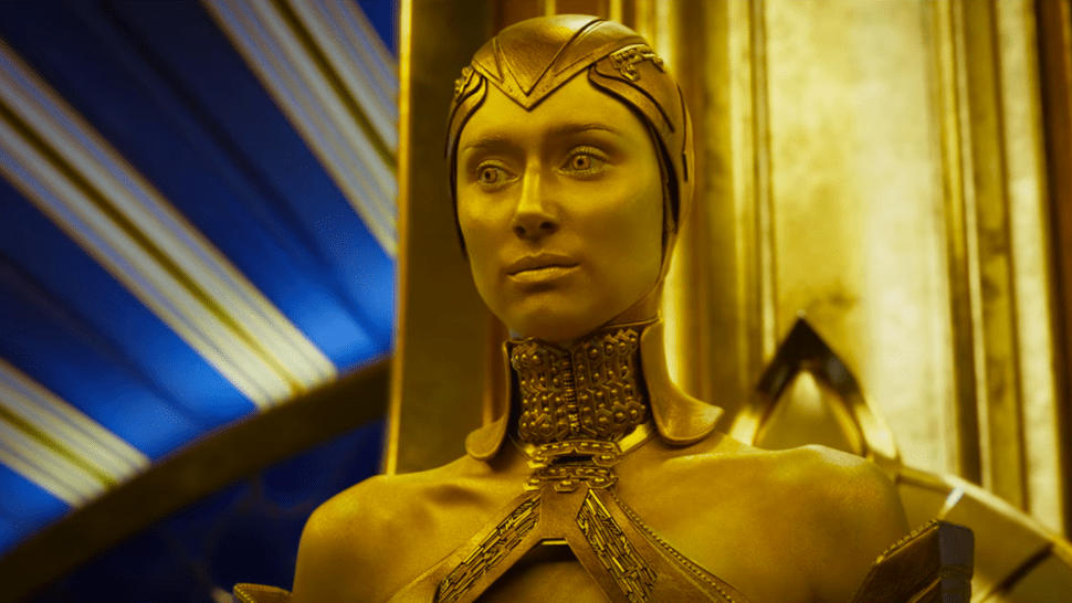 La actriz Elizabeth Debicki  tiene una altura de 1.90 cm, pero igualmente tuvo que usar platarformas para quedar en 2,01 cm . Esto lo decidió Gunn, debido a que su personaje debía representar la belleza y perfección 