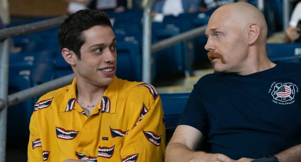 Pete Davidson (izquierda) y Bill Burr (derecha).