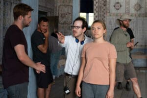 Ari Aster dirigiendo Midsommar