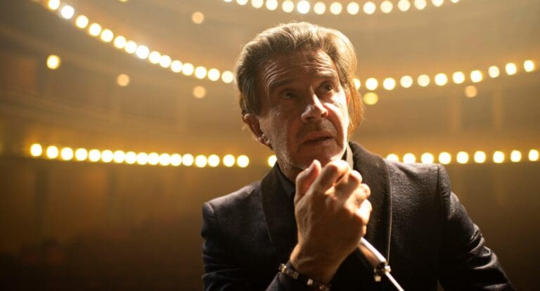 El Bandido cantando.