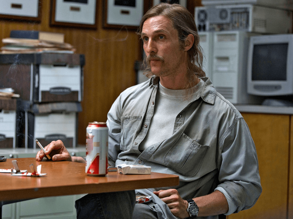 McConaughey en la exitosa primera temporada de la serie de HBO True Detective (2014-)