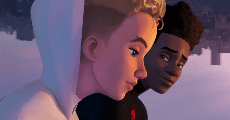 Crítica de Spider-Man: A través del Spider-Verso: Miles y Gwen hablan.