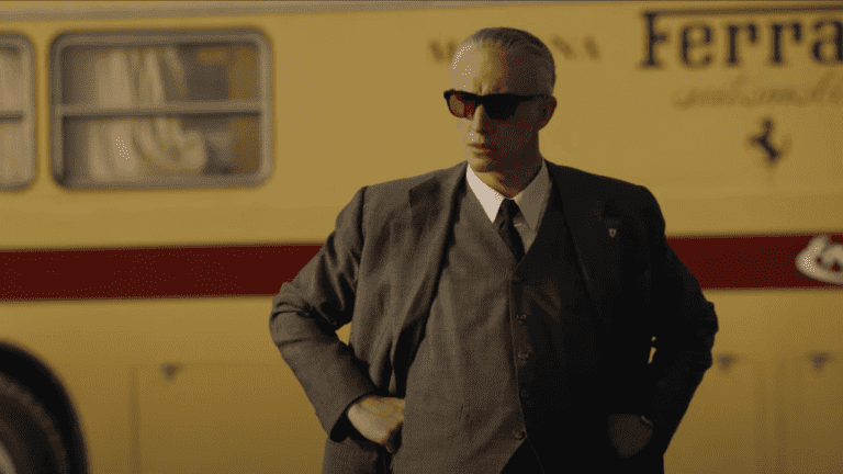 Adam Driver como Enzo Ferrari - Crítica de Ferrari
