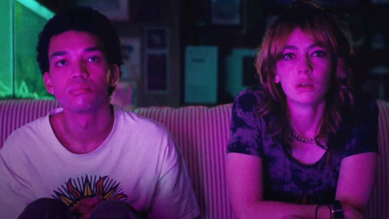 Los protagonistas de 'I Saw the tv Glow'