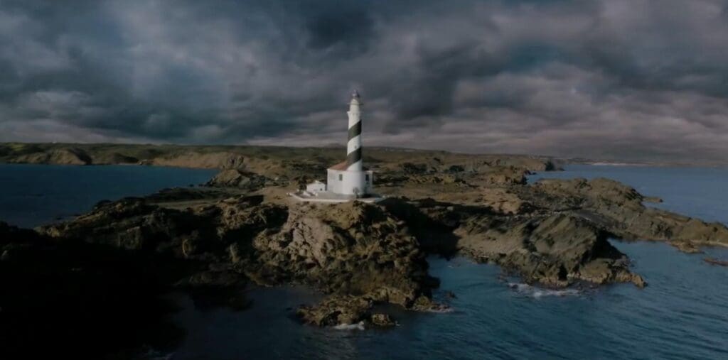 El faro es una película de Ángeles Hernández