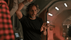 Fede alvarez dirigiendo Alien Romulus