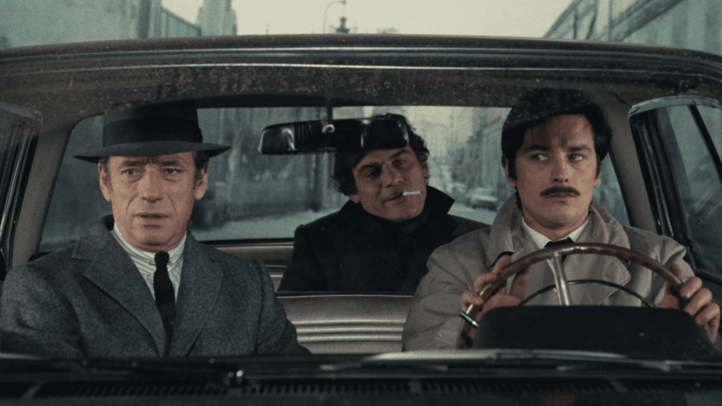 Alain Delon maneja en una escena de el circulo rojo