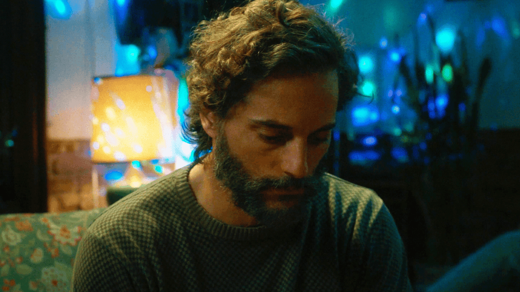 Joaquín Furriel protagoniza la pelicula El aroma del pasto recién cortado