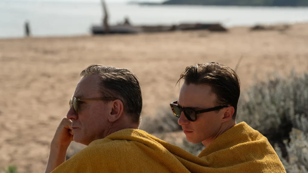 Daniel Craig en la playa
