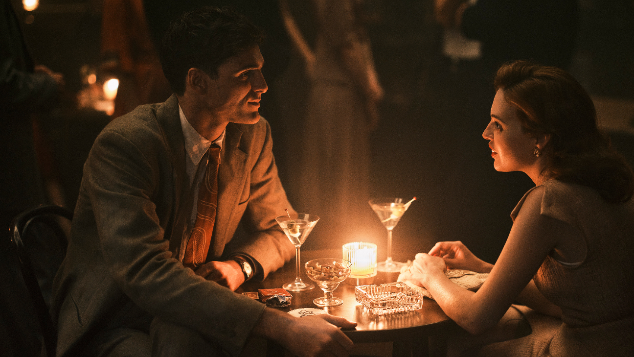 Jacob Elordi y Odessa Young en The Narrow Road to the Deep North