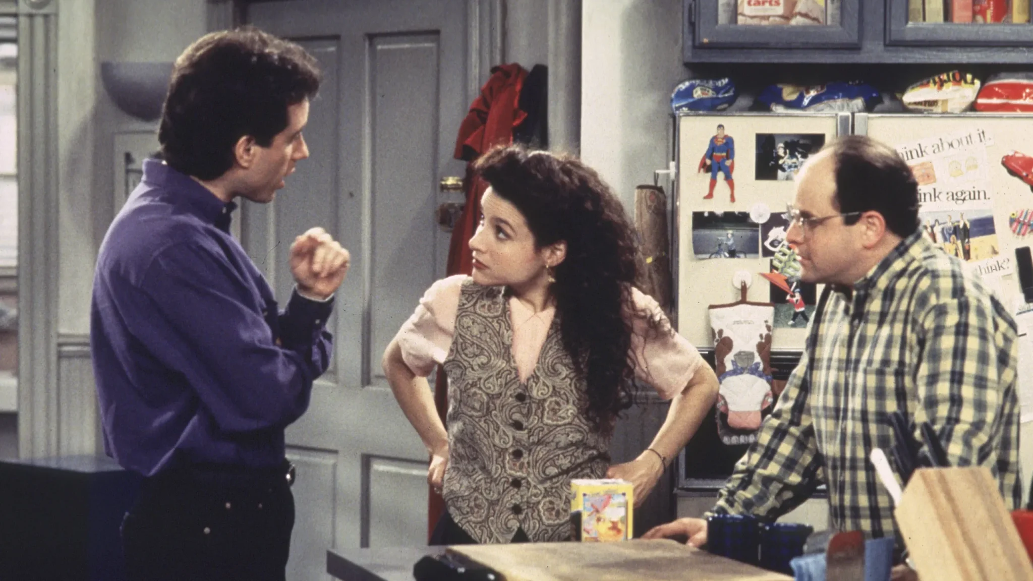 Jerry Seinfeld, Jason Alexander, Julia Louis-Dreyfus en Seinfeld charlando