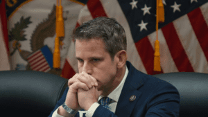 The Last Republican documental sobre Adam Kinzinger
