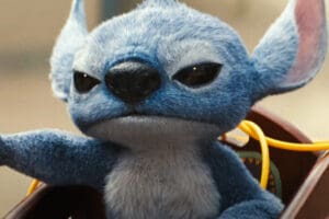 Stitch molesto en la pelicula live- action de lilo y stitch