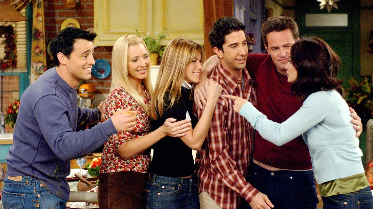 Joey, Phoebe, Rachel, Ross, Chandler y Monica en una escena de Friends, la icónica comedia de Max