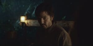 Diego luna escondiendose en una cueva en andor