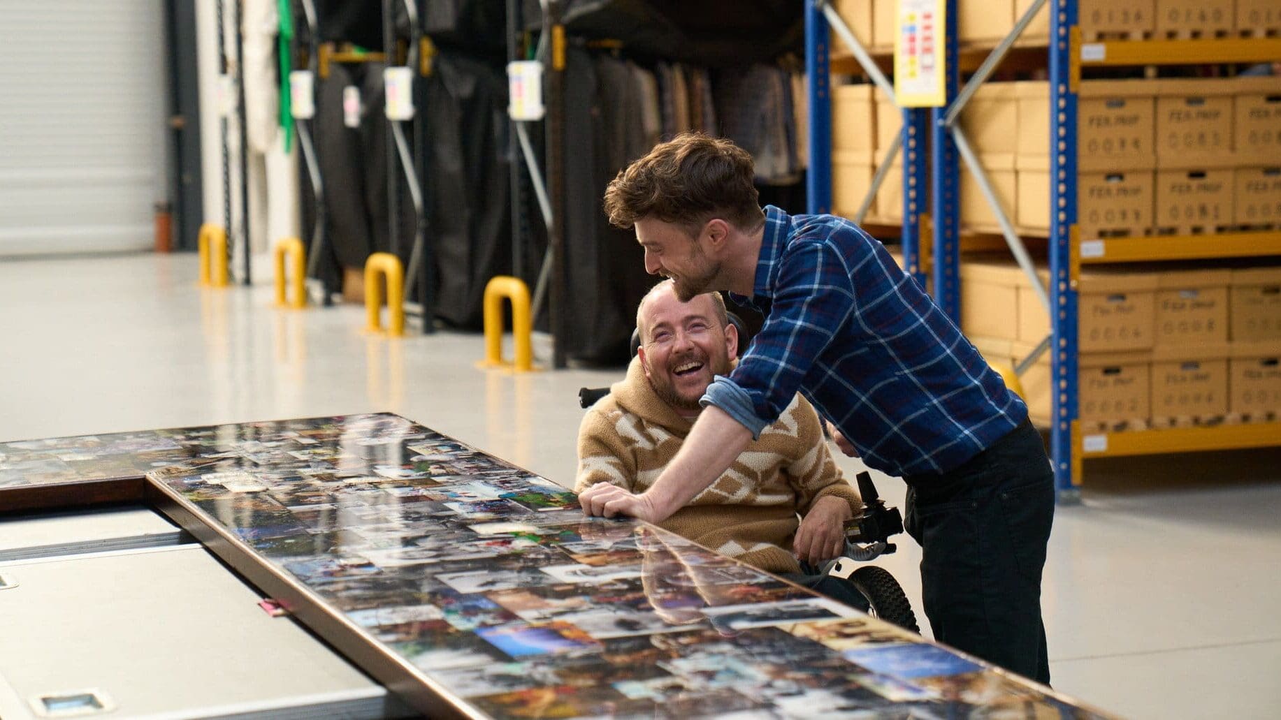 David Holmes y Daniel Radcliffe charlando