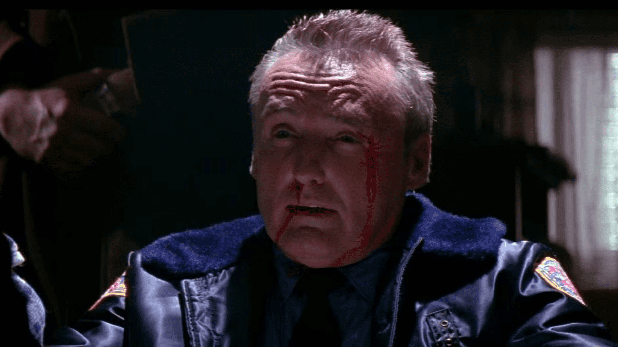 Dennis Hopper como policia en True Romance