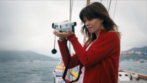 Llúcia Garcia en Romería película de Carla Simón
