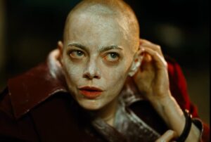 ‘Bugonia’, de Yorgos Lanthimos con otro gran trabajo de Emma Stone