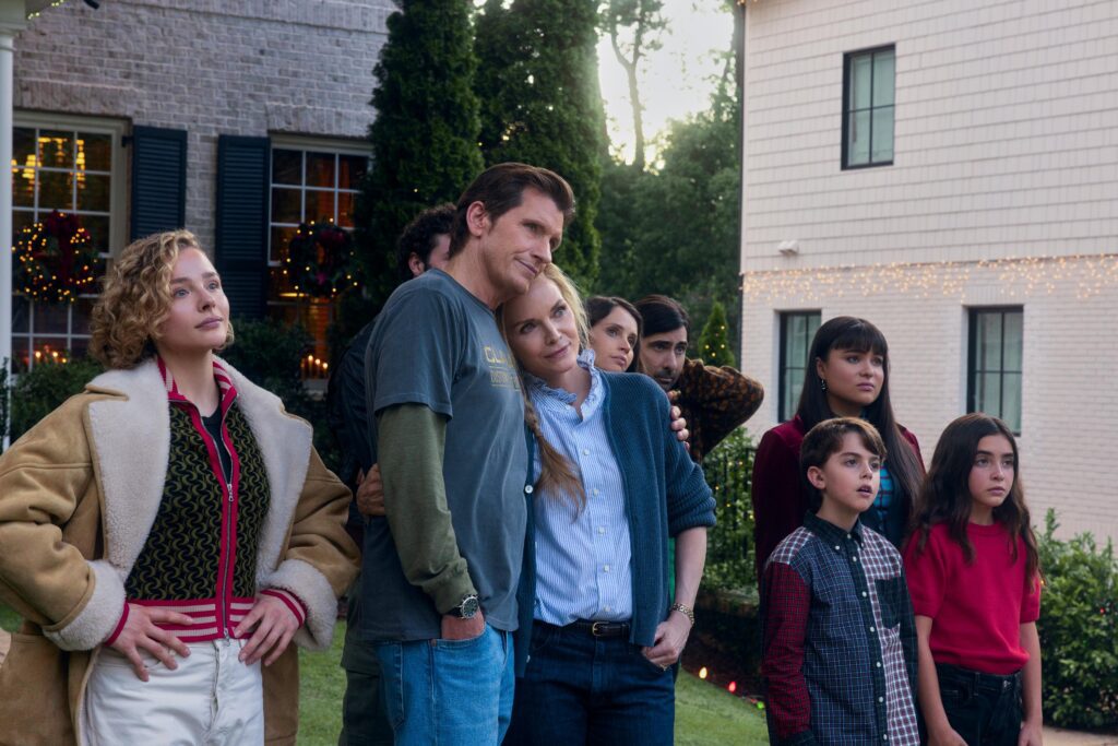 Michelle Pfeiffer, Felicity Jones, Chloë Grace Moretz, Denis Leary, Dominic Sessa, Jason Schwartzman y Eva Longoria