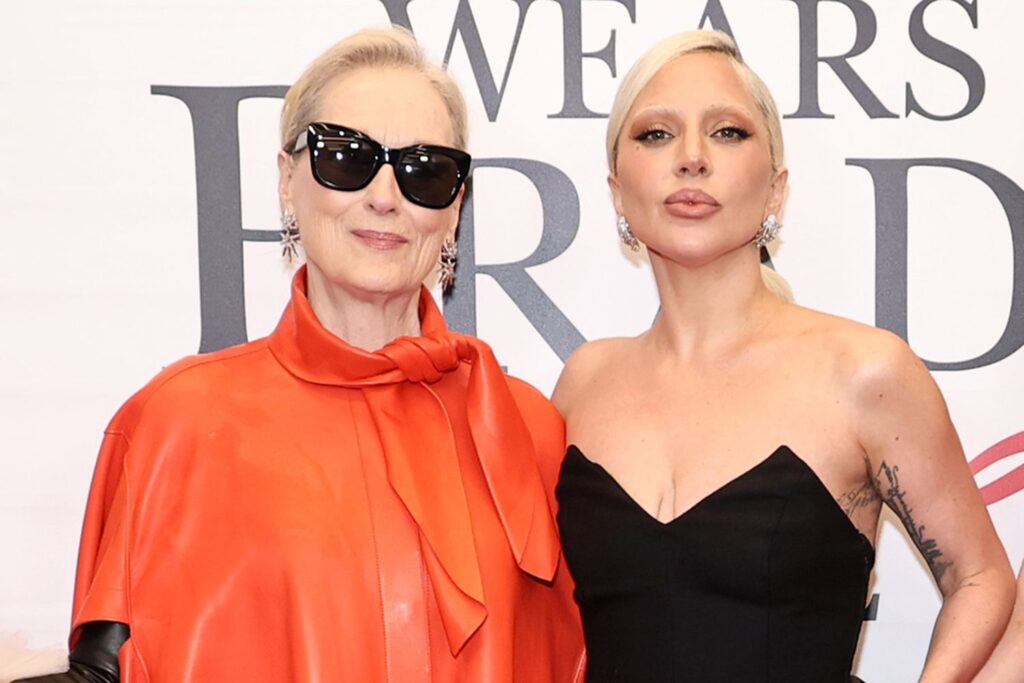 Meryl Streep y Lady Gaga en a premiere de El Diablo viste a la Moda 2